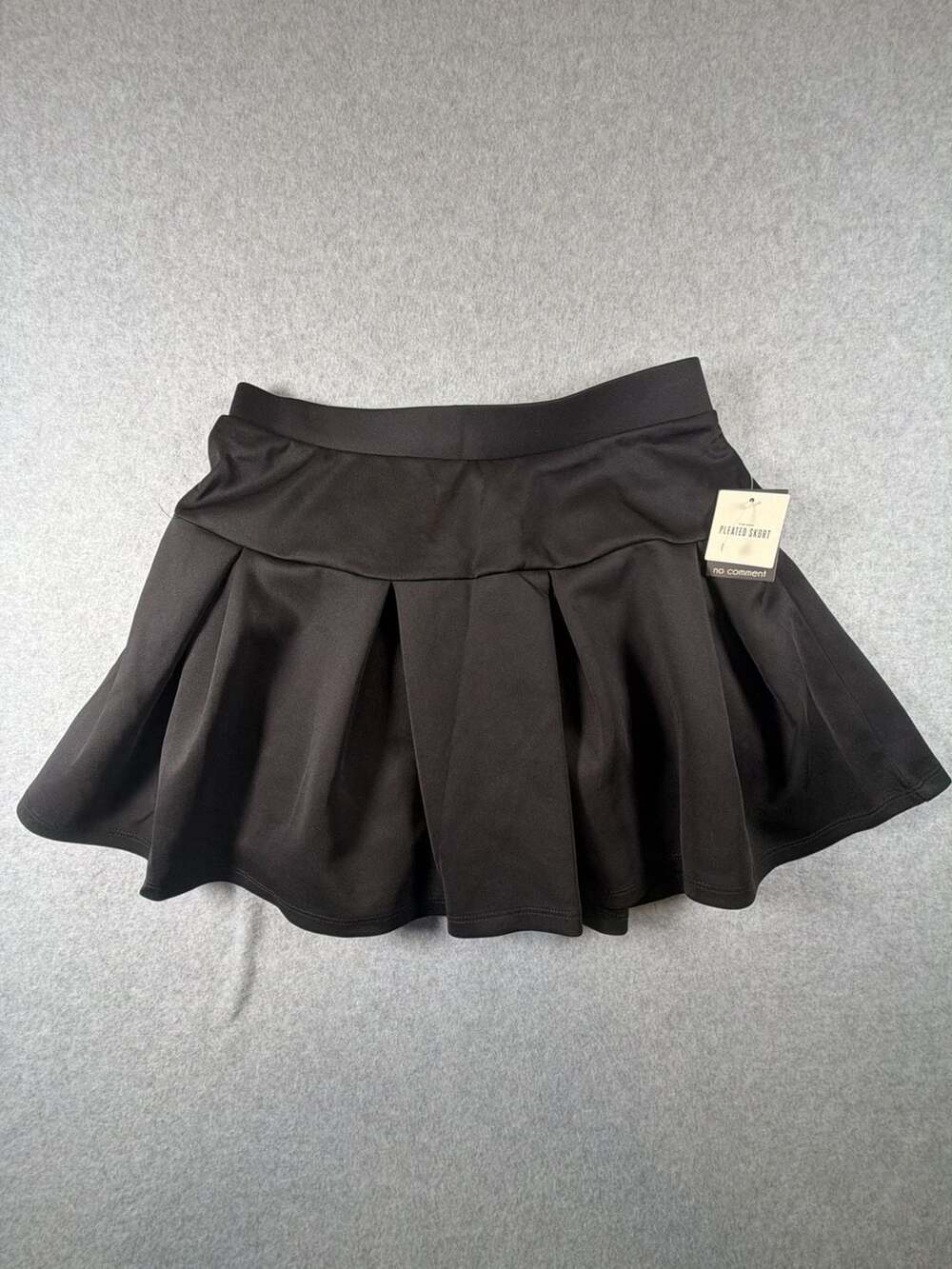 No Comment The Mini Pleated Skort Mid Rise Black